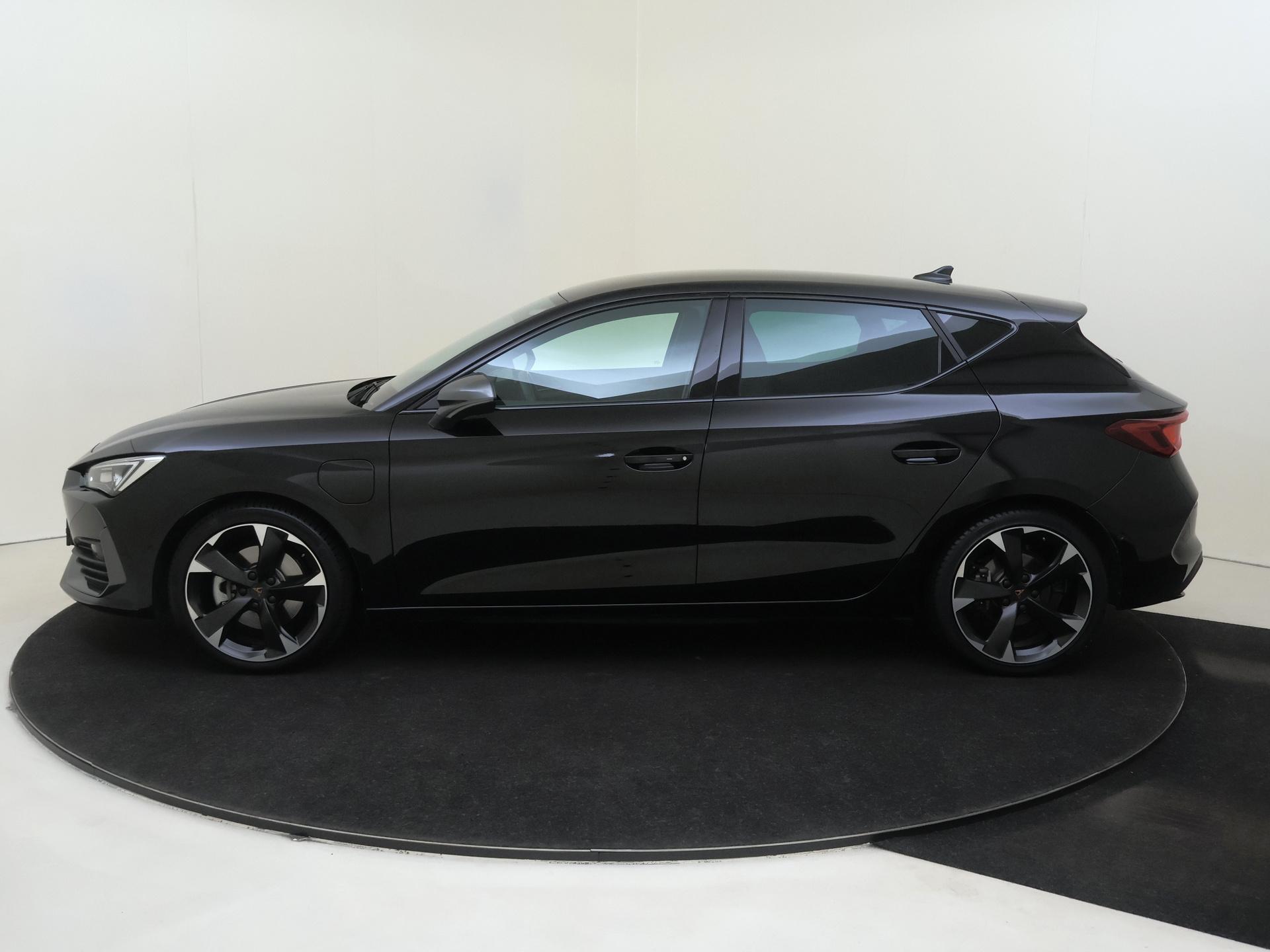 Cupra León