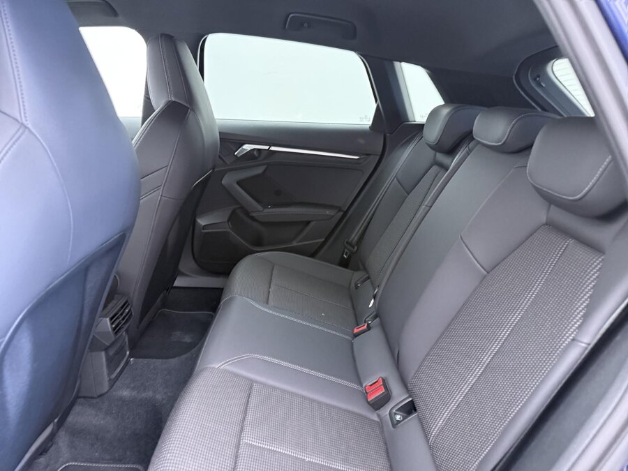 Audi A3 Sportback 30 TFSI S edition