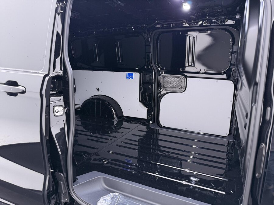Volkswagen Bedrijfswagens Transporter Bulli L2 2.5 eHybrid 171 kW / 233 pk