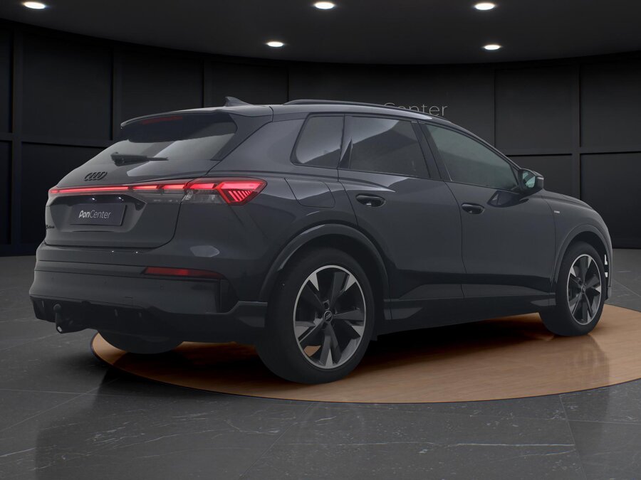 Audi Q4 e-tron S edition 45 82 kWh 210 kW / 286 PK