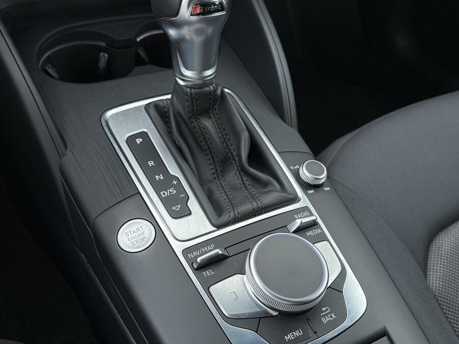 Audi A3 Limousine 35 TFSI S-line