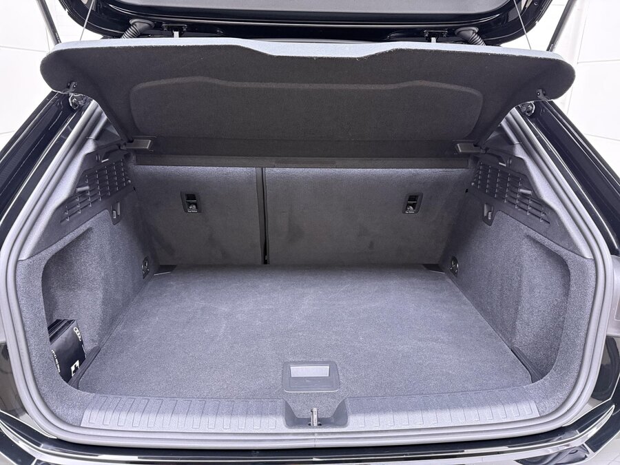 Audi A3 Sportback 30 TFSI S-line