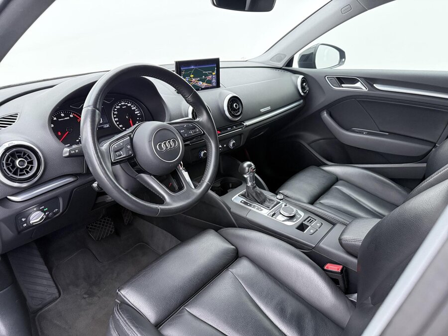 Audi A3 Limousine 30 TFSI Sport Lease Edition