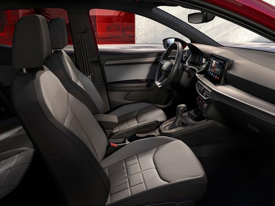 SEAT Ibiza FR Business Connect 1.0 EcoTSI 85 kW / 115 PK