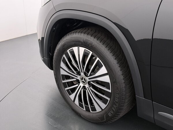 19" vijfdubbelspaaks AMG velgen 19" vijfdubbelspaaks AMG velgen