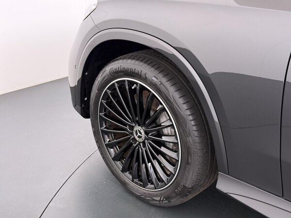 20" multispaaks lichtmetalen AMG-velgen