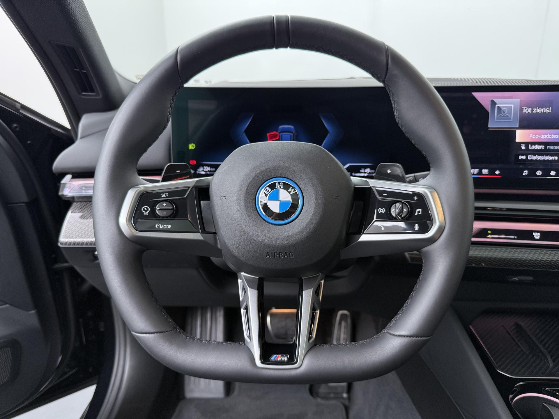 BMW 5-serie Touring 550e xDrive - Afbeelding 2