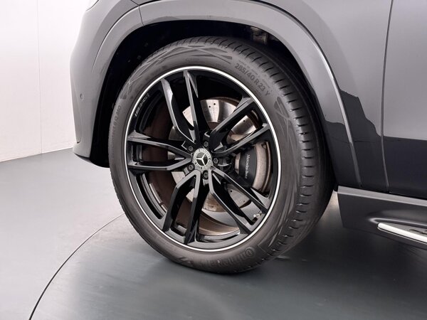 23" 5-dubbelspaaks lichtmetalen AMG-velgen, zwart 23" 5-dubbelspaaks lichtmetalen AMG-velgen, zwart