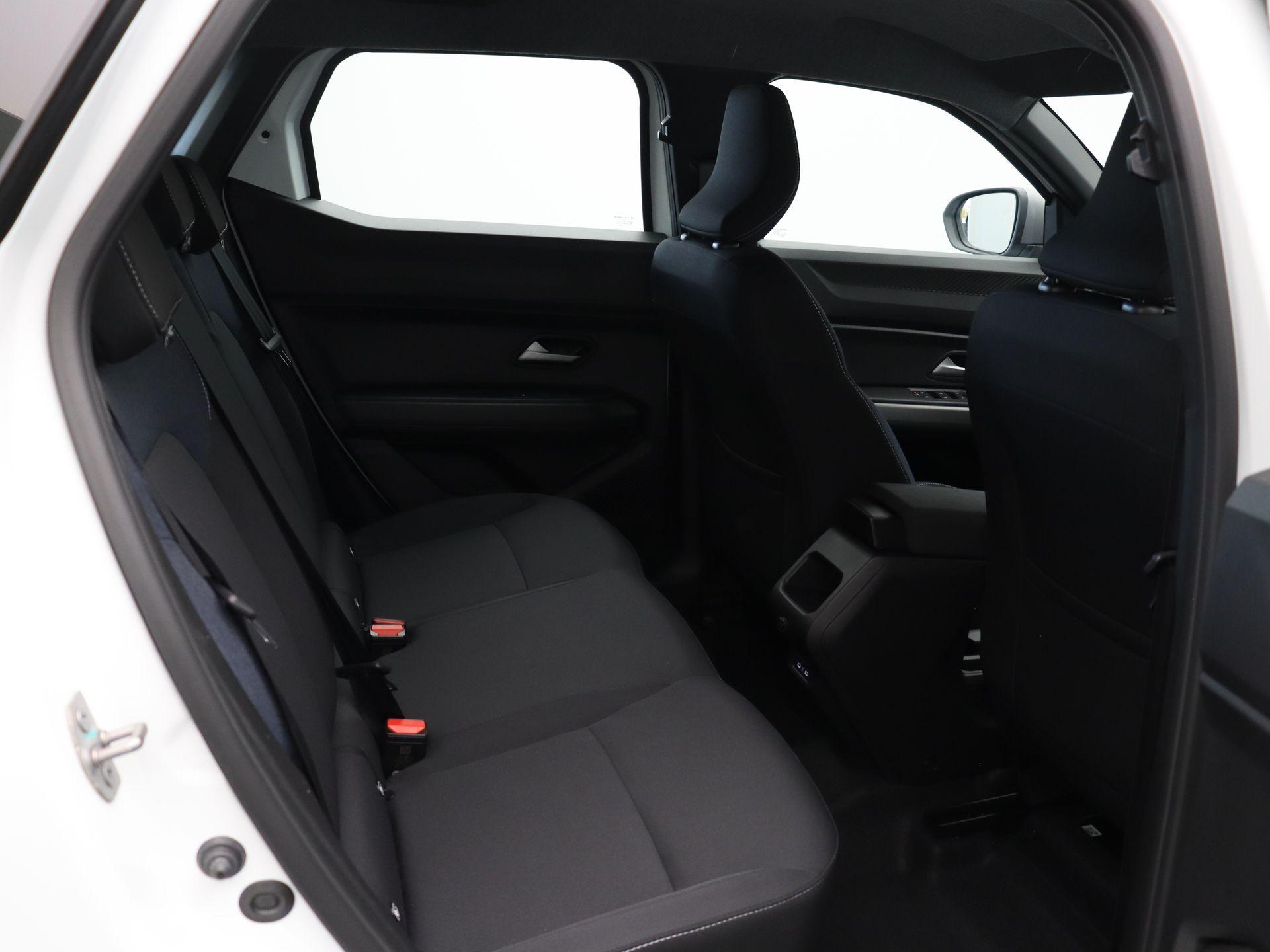 Dacia Duster mild hybrid 140pk expression - Afbeelding 9
