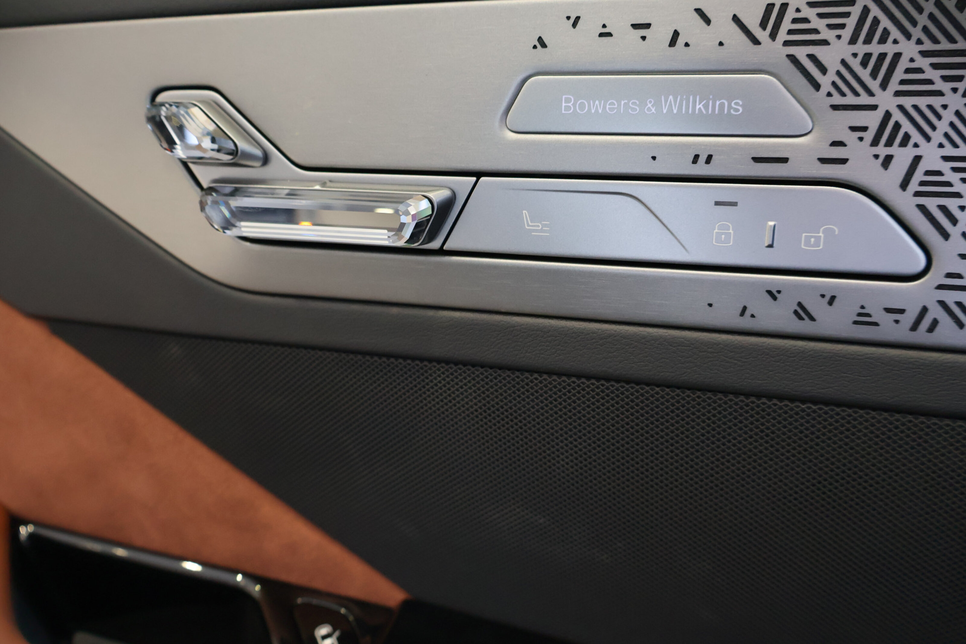 BMW i7 9
