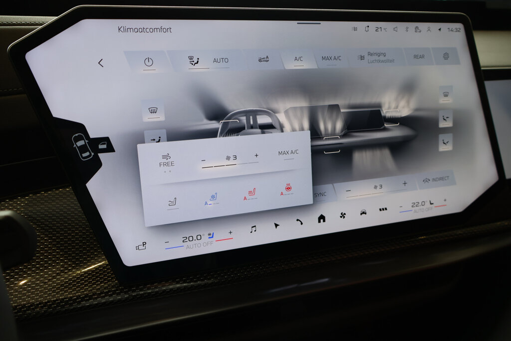 BMW i7 18