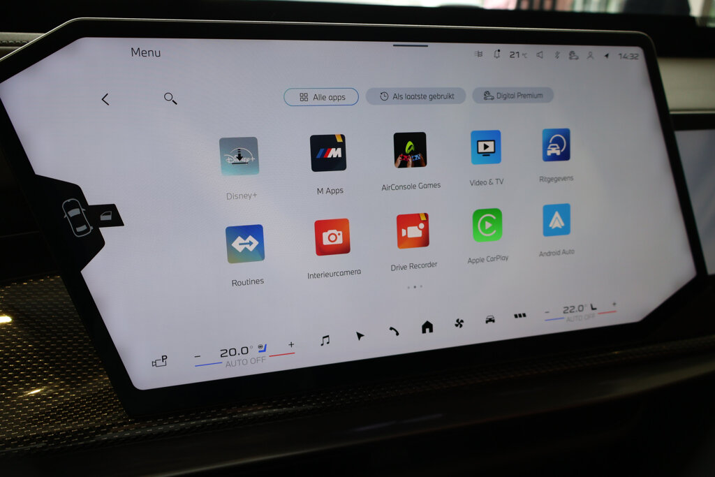 BMW i7 19