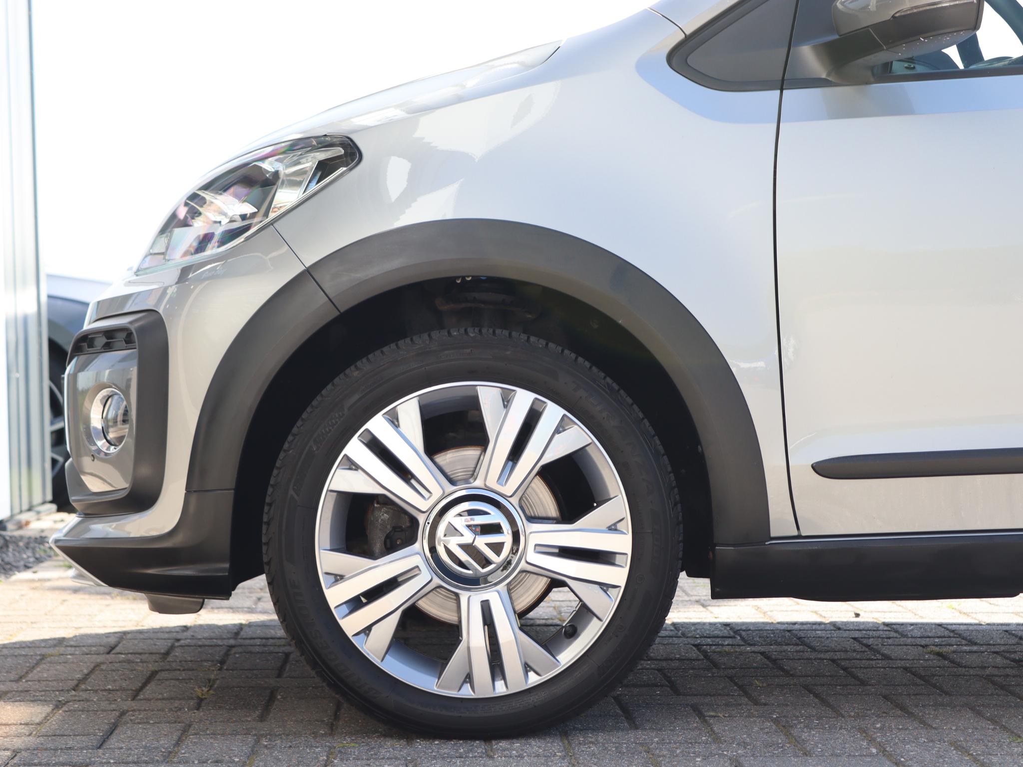 Volkswagen up! 1.0 75 pk BMT cross up! - Afbeelding 2