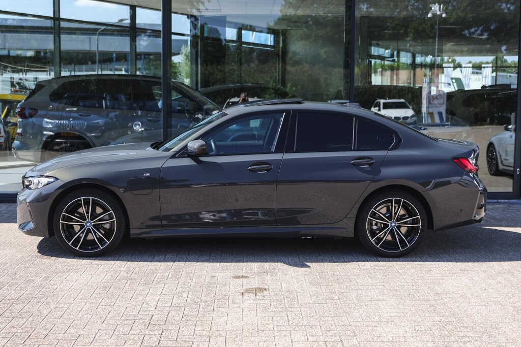 BMW 3 Serie 8
