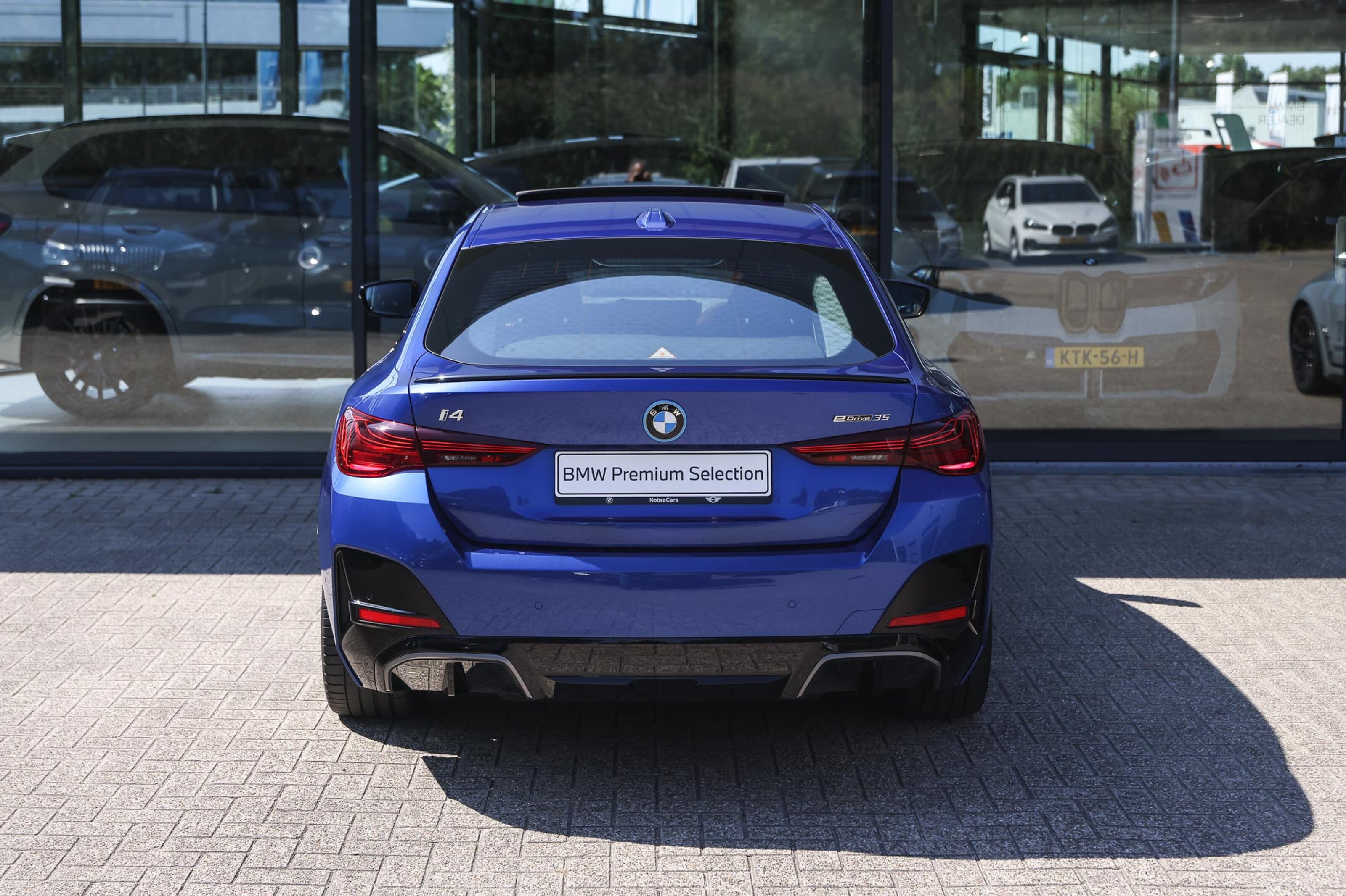 BMW i4 7