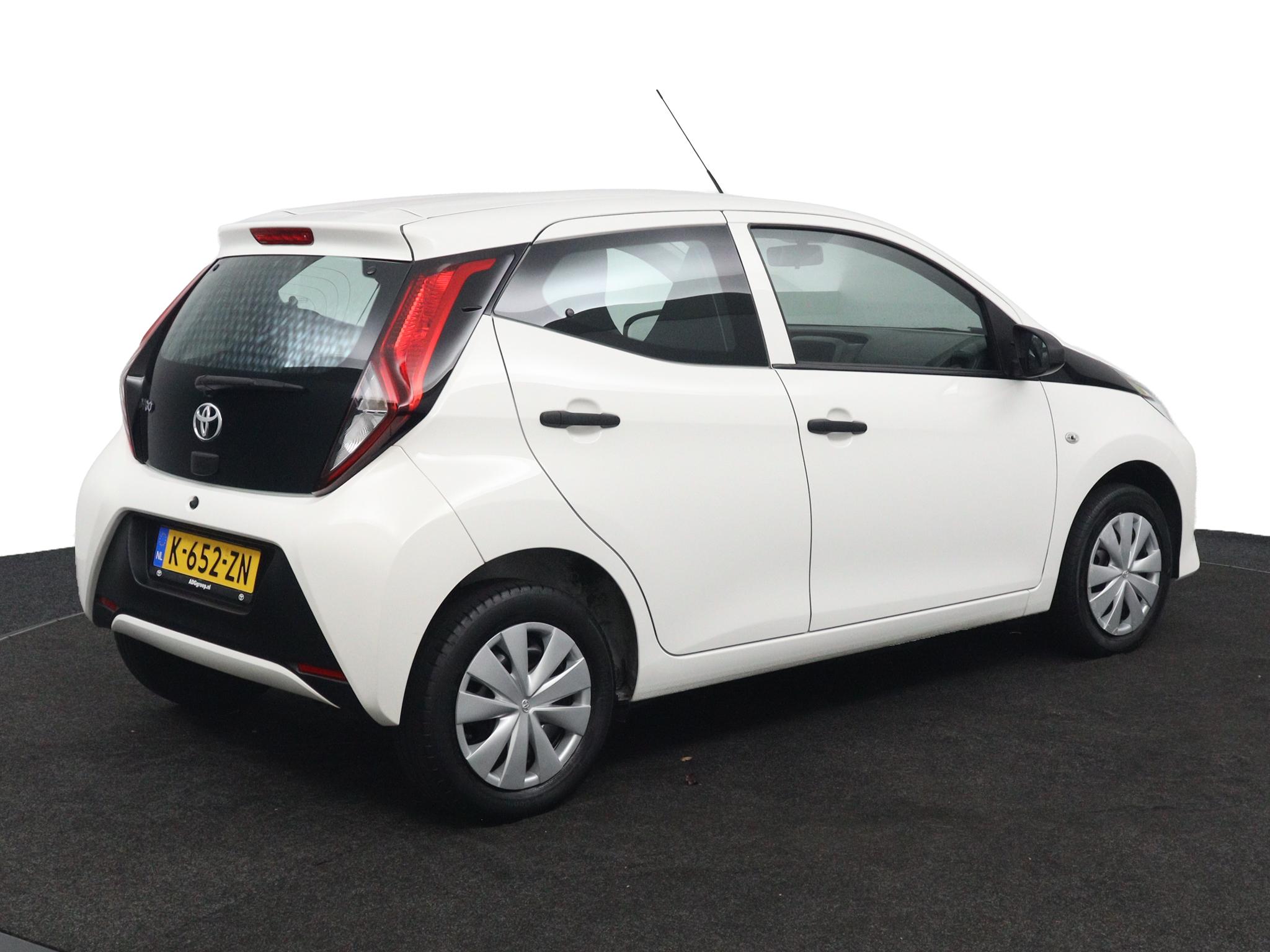 Toyota Aygo 1.0 VVT-i x-fun - Afbeelding 2