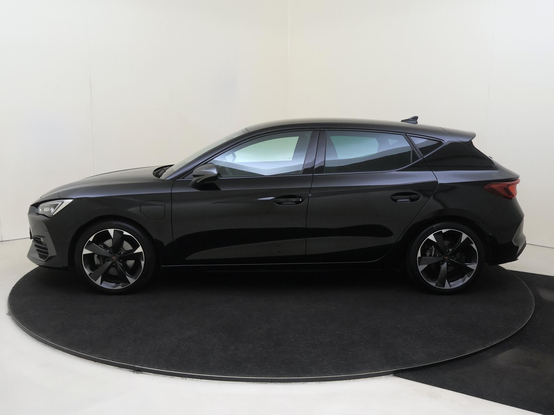 Cupra León
