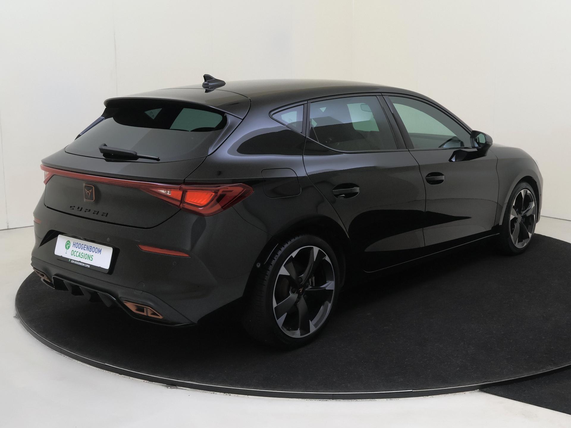 Cupra León