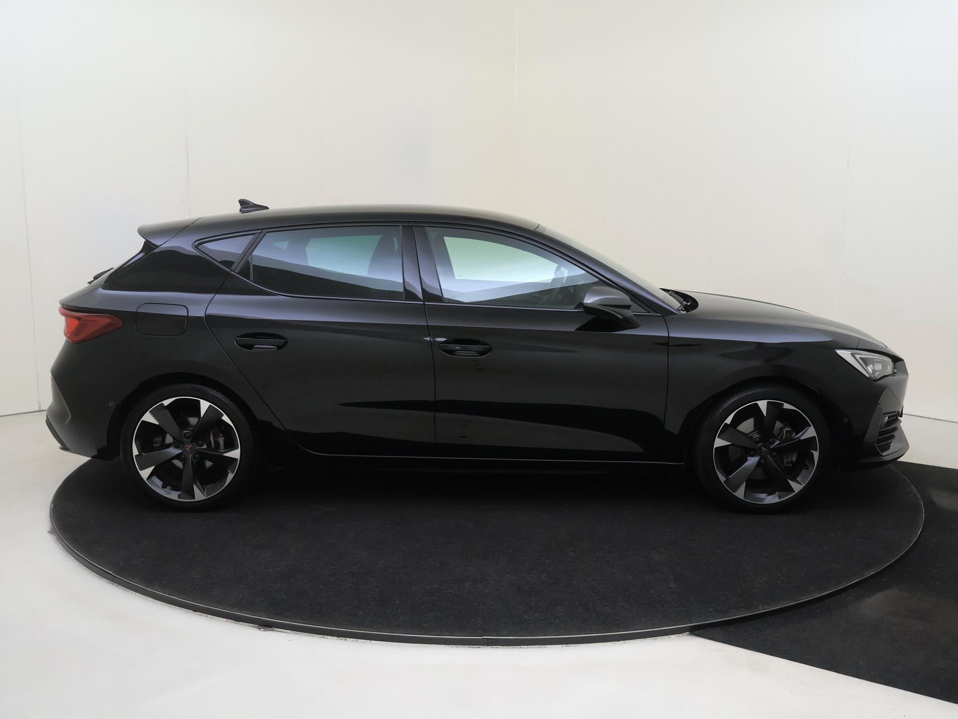 Cupra León