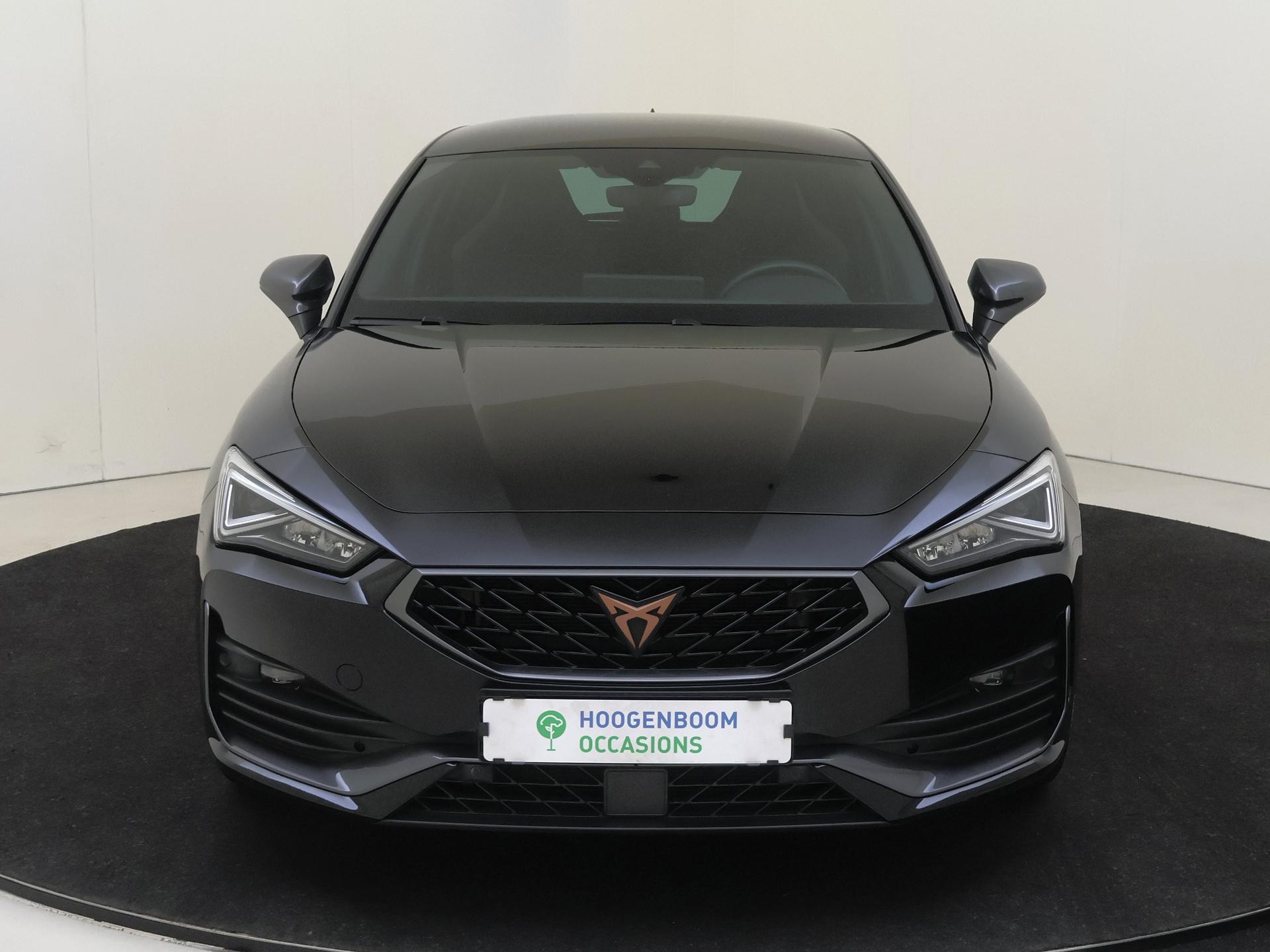 Cupra León