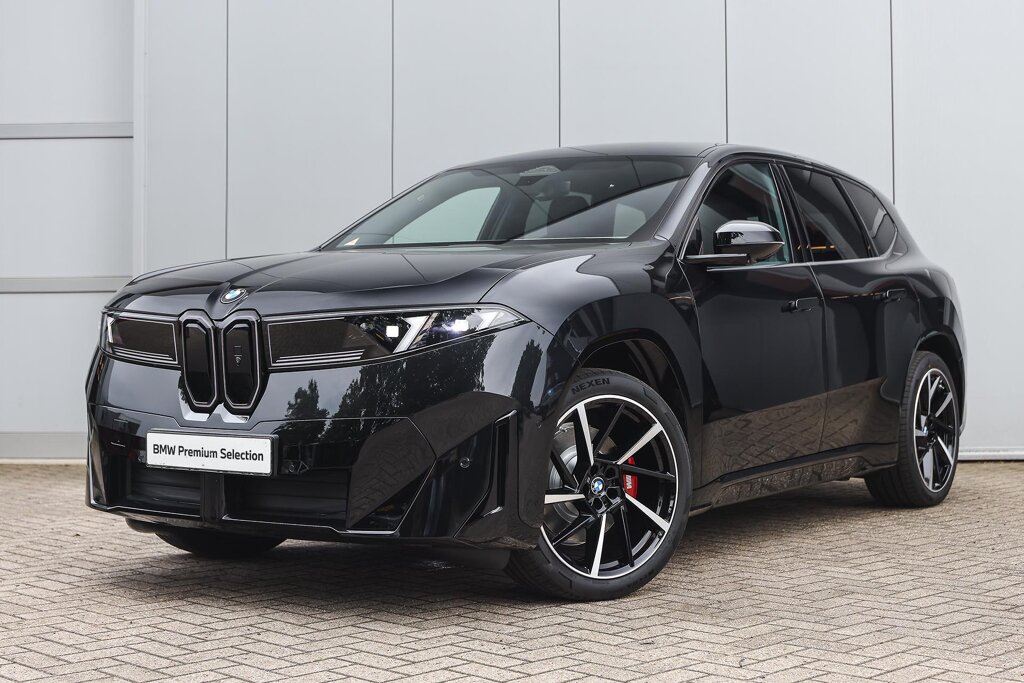 BMW iX3 1