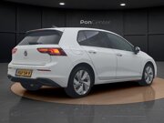 Volkswagen Golf 1.5 eTSI Life Edition