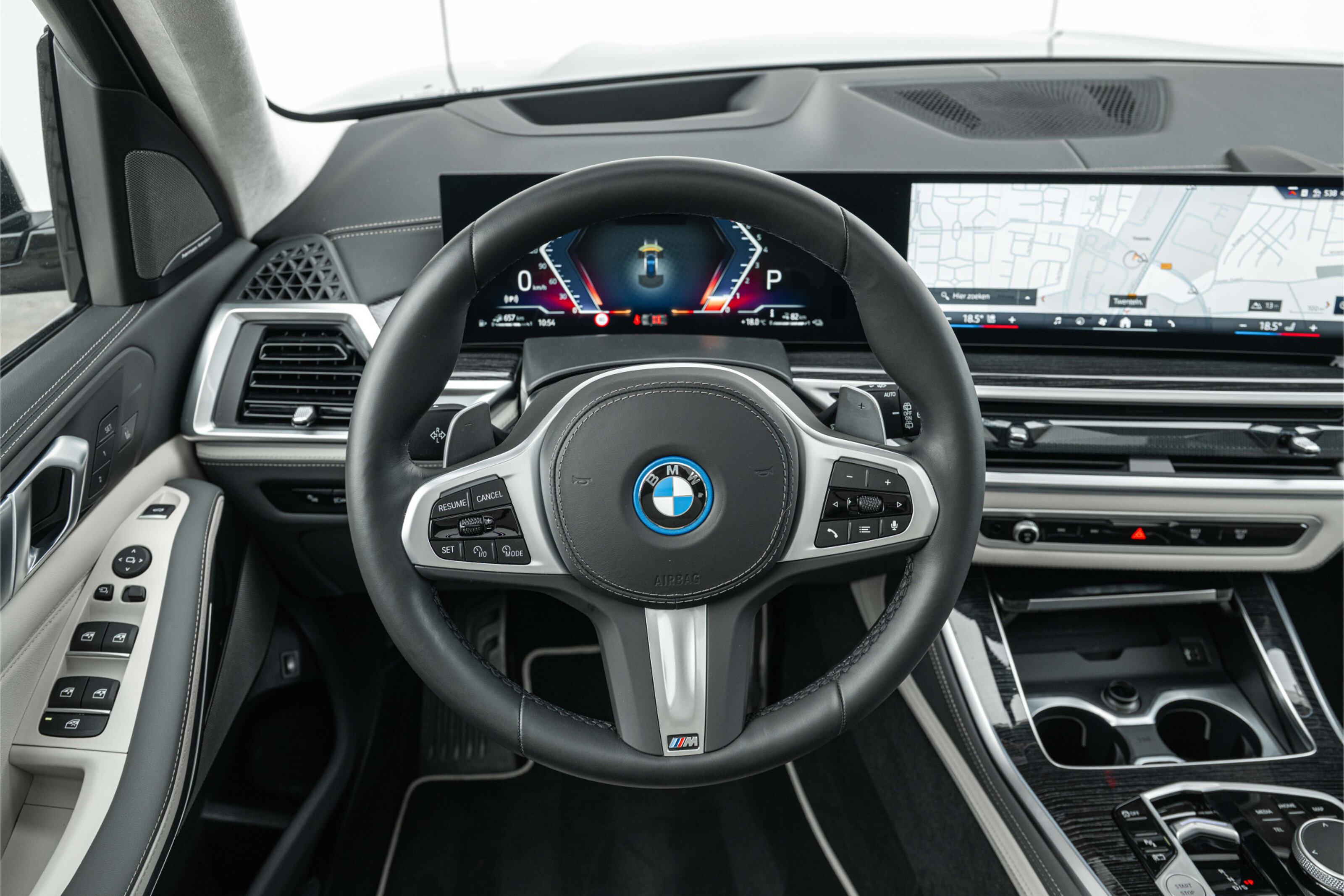 BMW X5 8