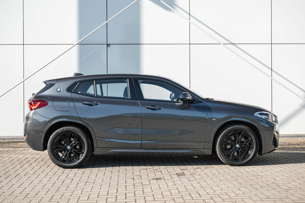 BMW X2 20