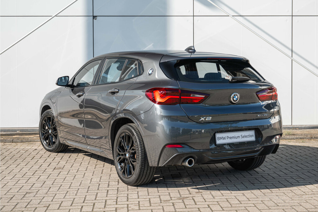 BMW X2 37