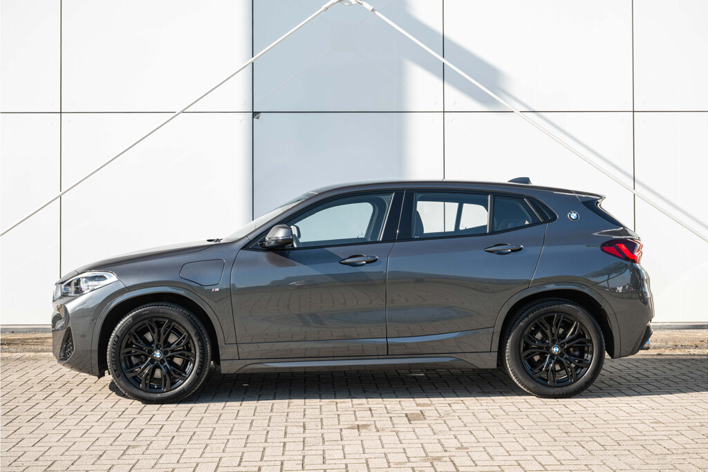 BMW X2 38