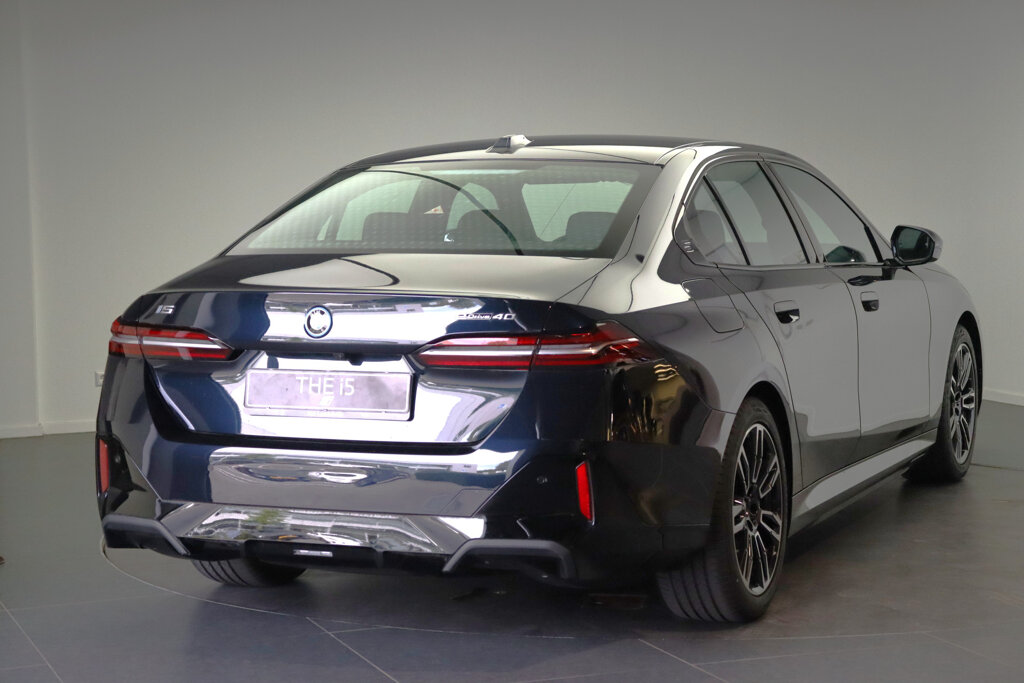 BMW i5 3