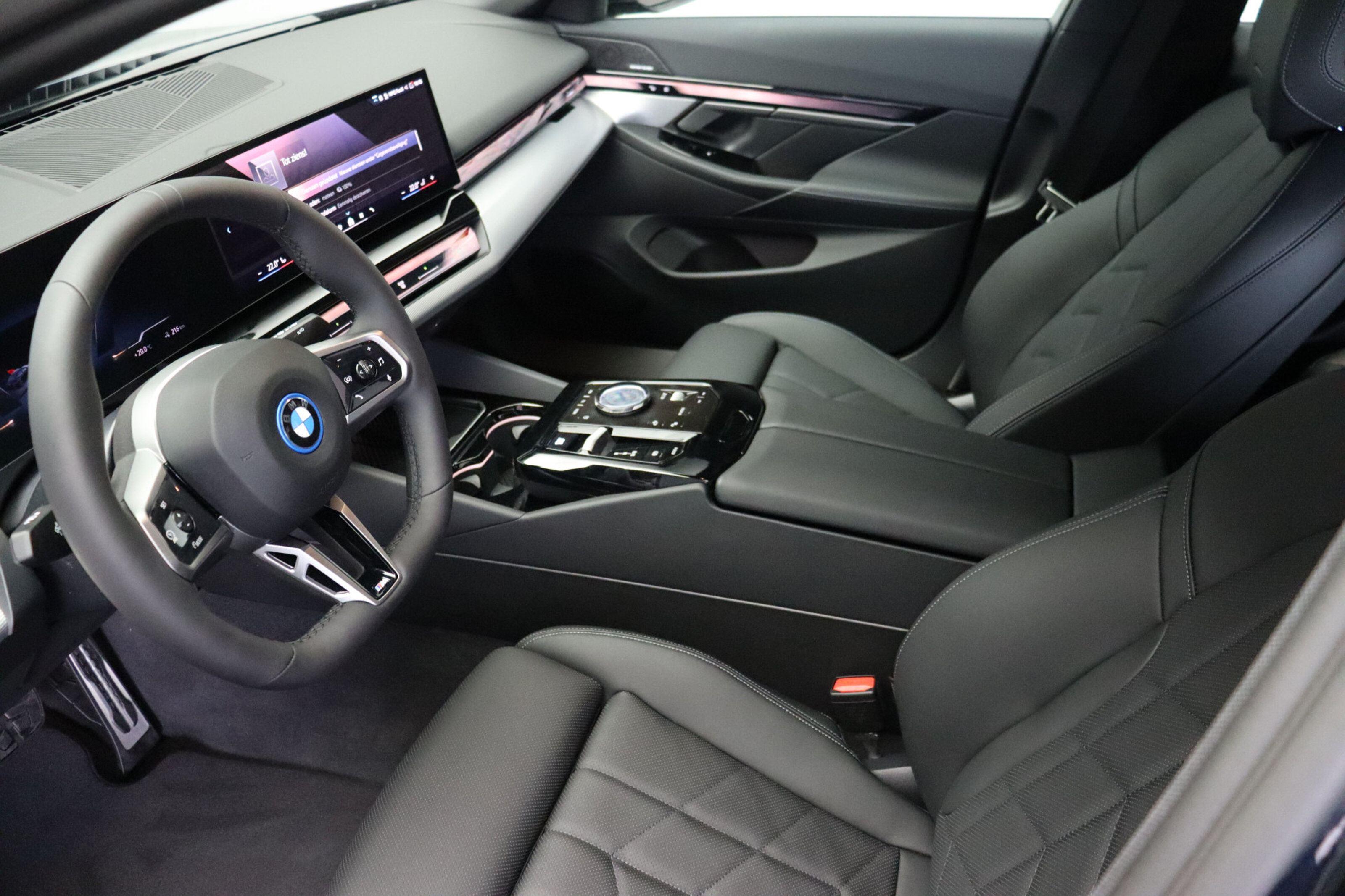 BMW i5 7
