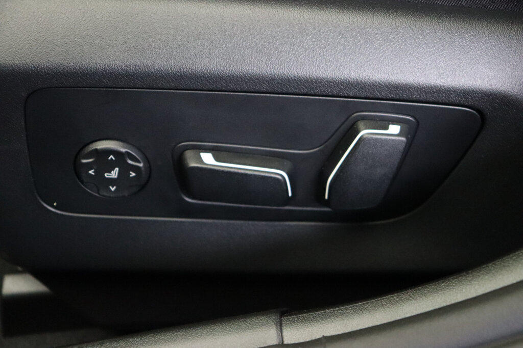 BMW i5 10