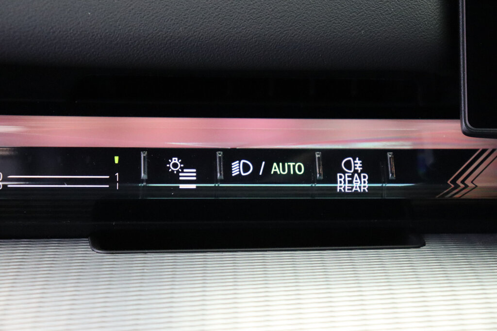 BMW i5 11