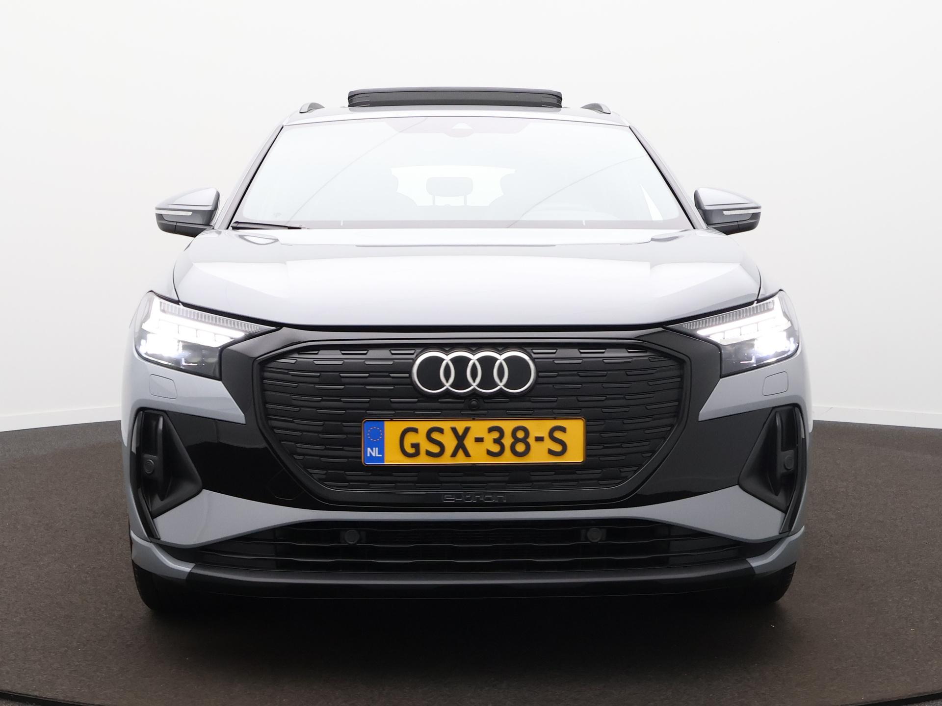 Audi Q4 e-tron 45 quattro S Line - Afbeelding 2
