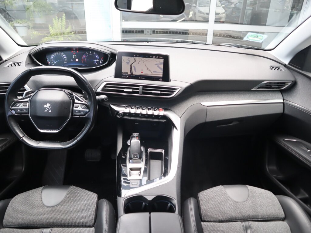 Peugeot 3008 SUV Allure PureTech 130pk S&S EAT6, Rijklaarprijs, Navigatie Panoramisch schuifdak LED verlichting Camera - Afbeelding 5