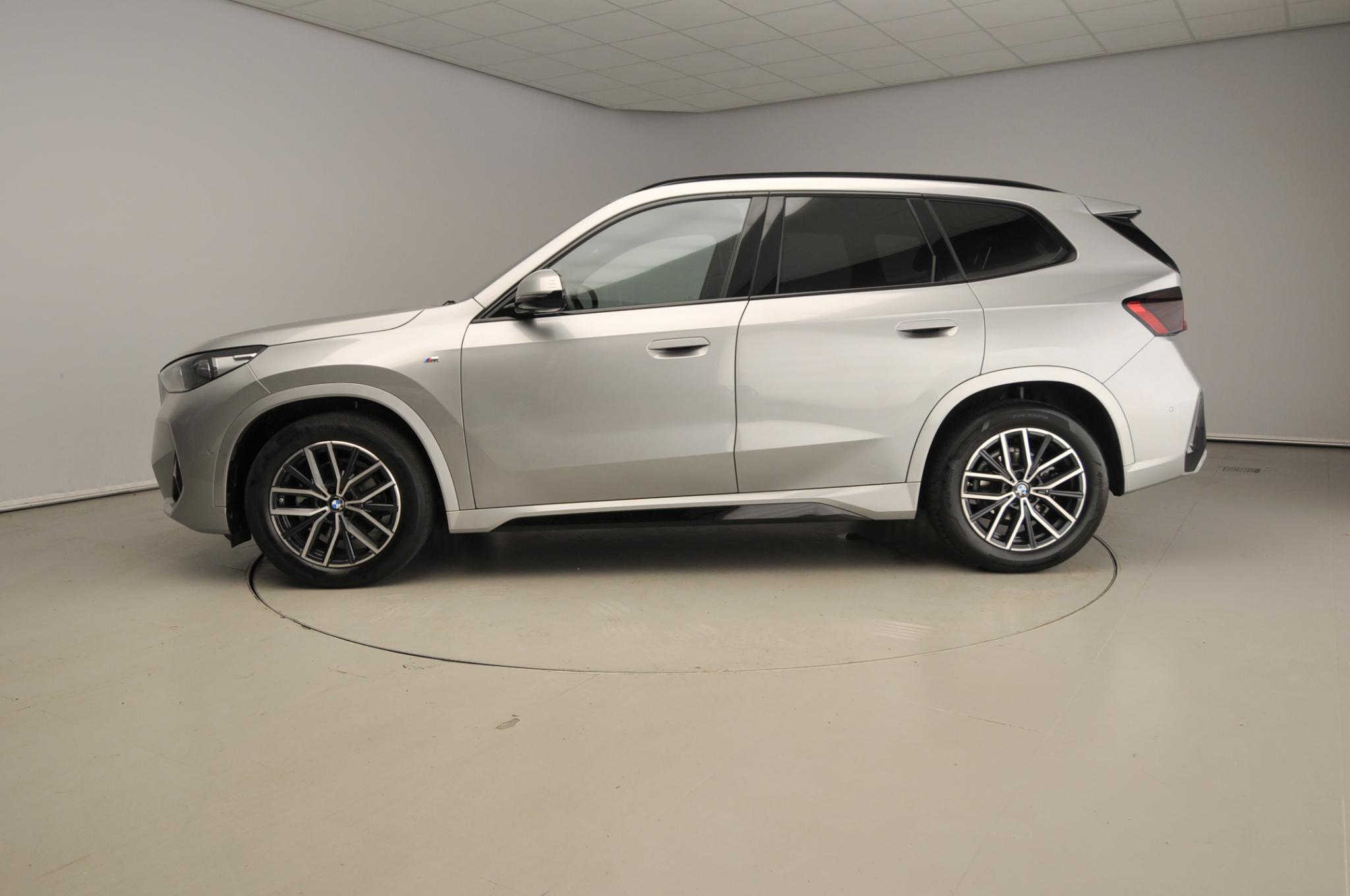 BMW X1 sDrive18i - Afbeelding 2