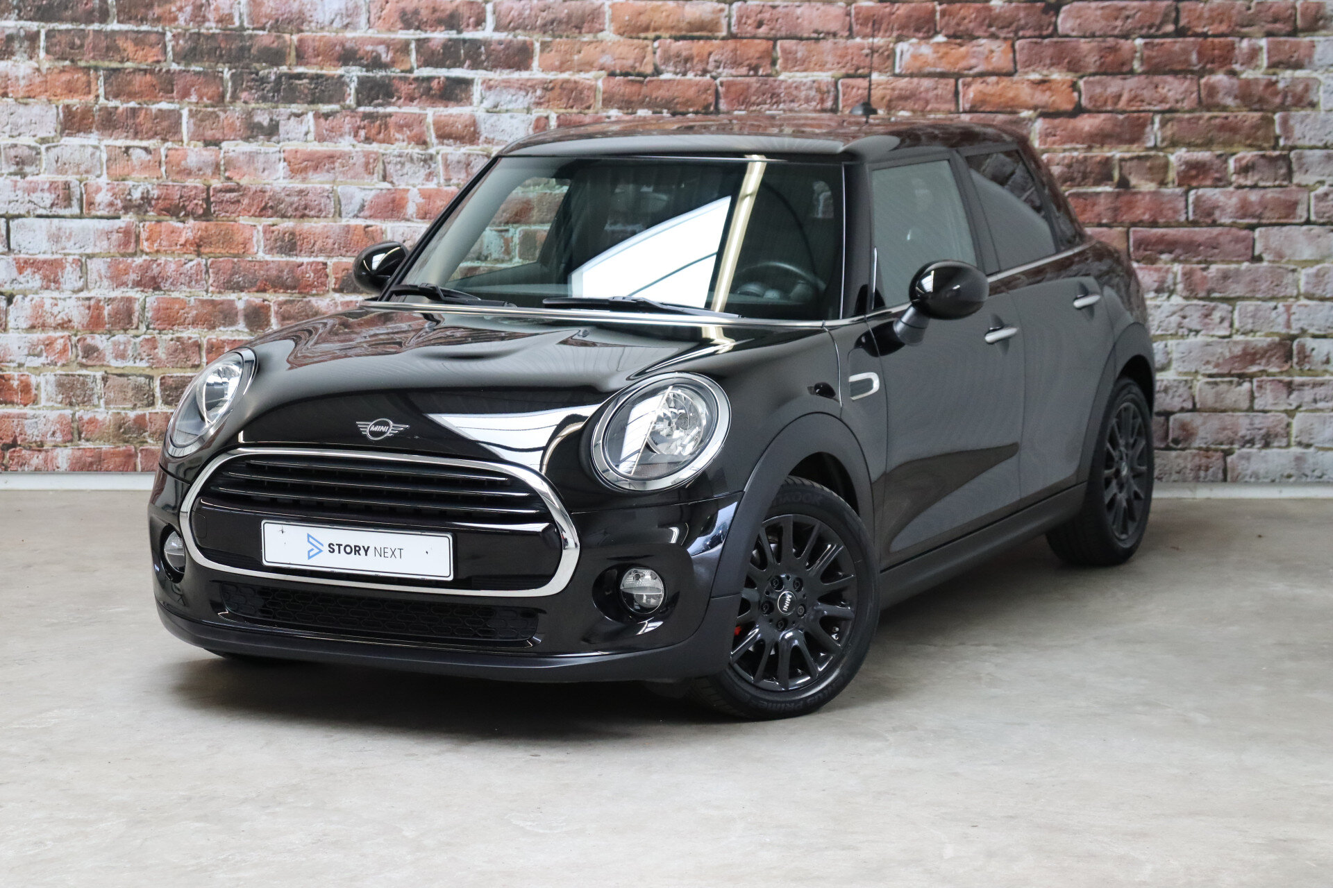 MINI Cooper Hatchback Salt