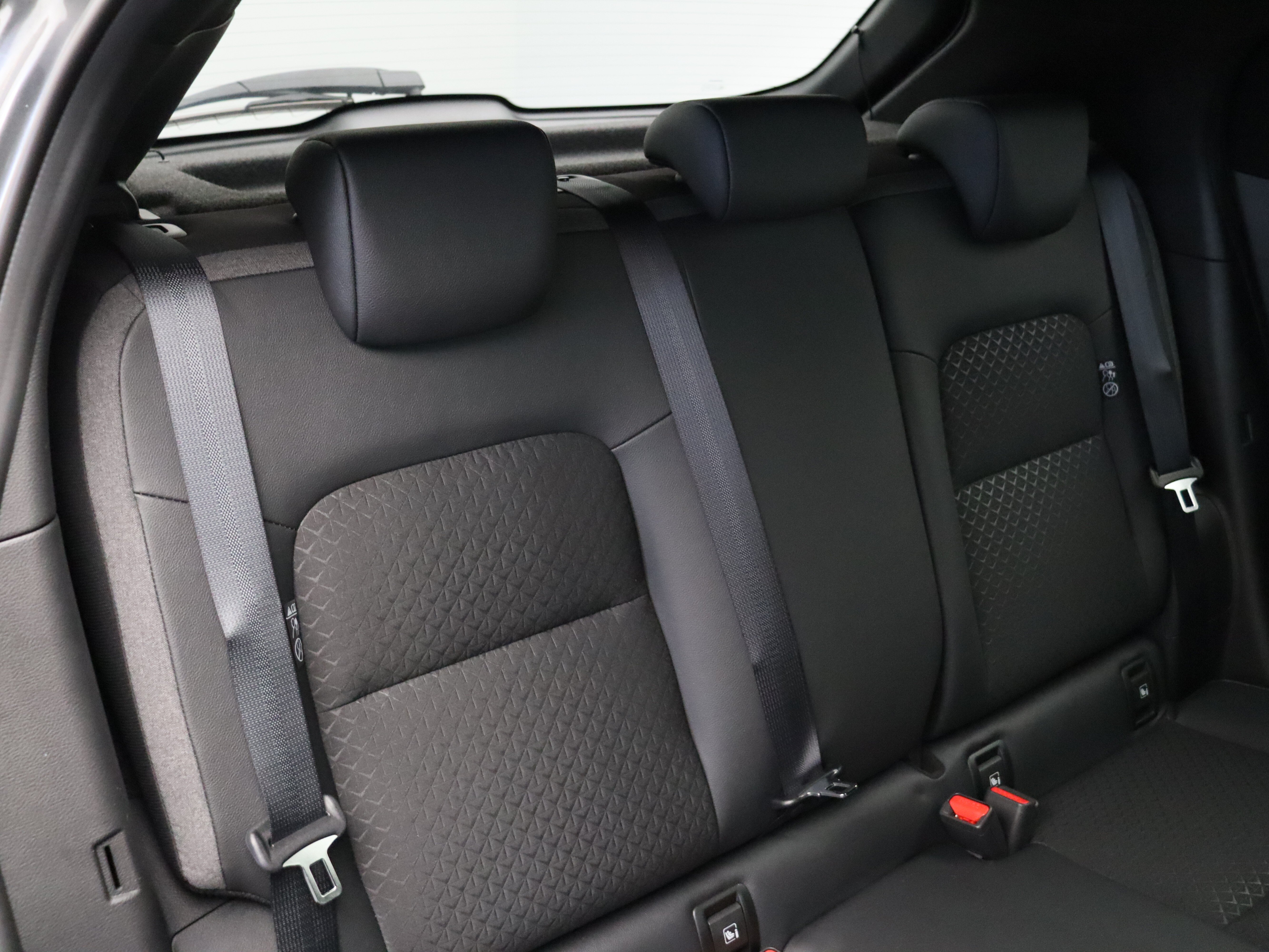 Nissan Juke N-Sport + Technology Pack + Light Cold Pack Hybrid 143 - Afbeelding 11