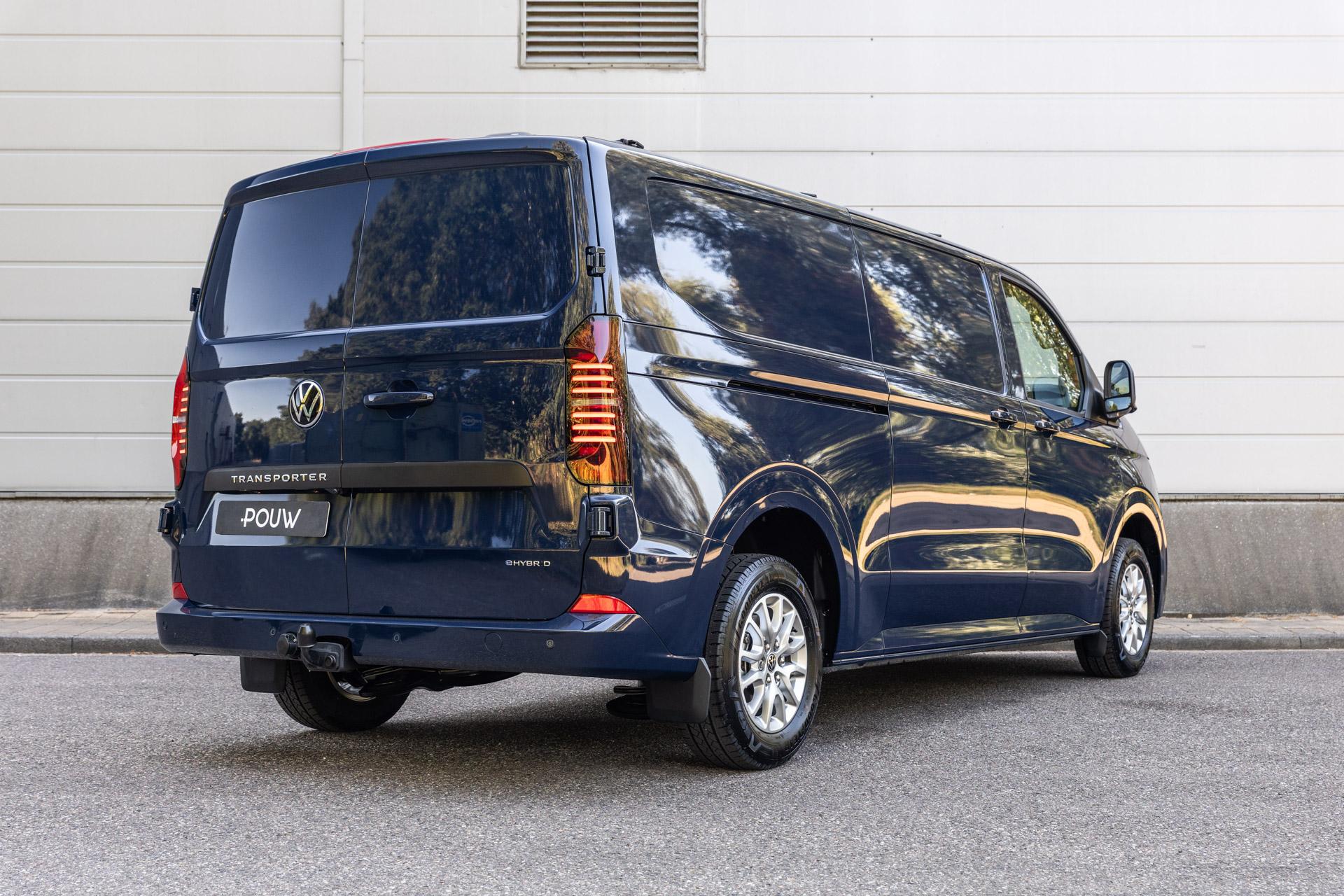 Volkswagen Transporter 2.5 eHybrid 233pk AUT L2H1 30 Style