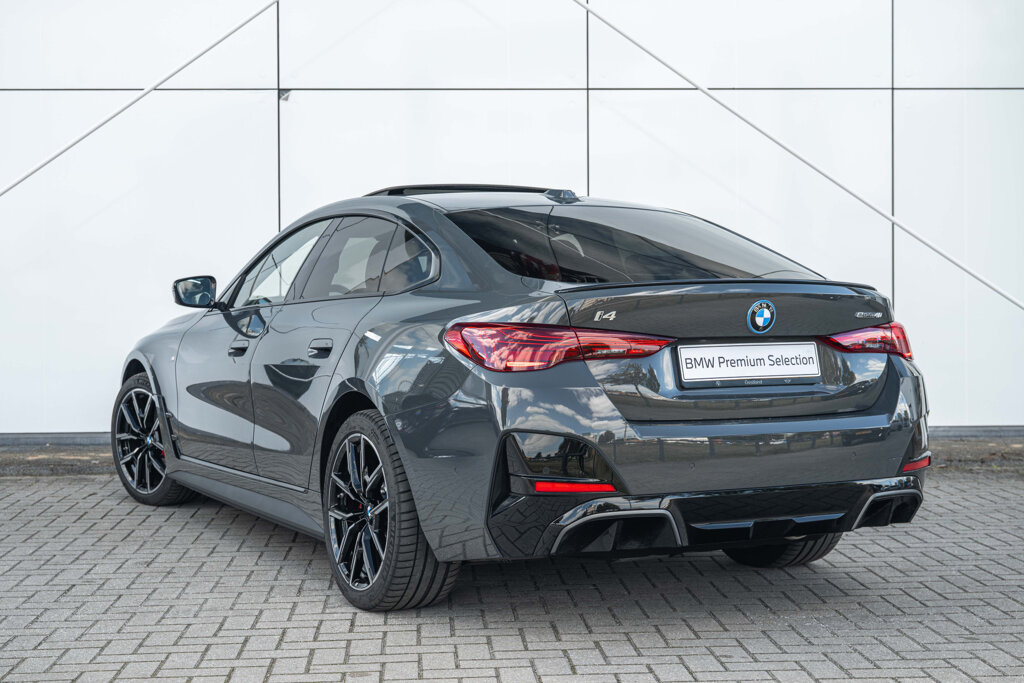 BMW i4 2