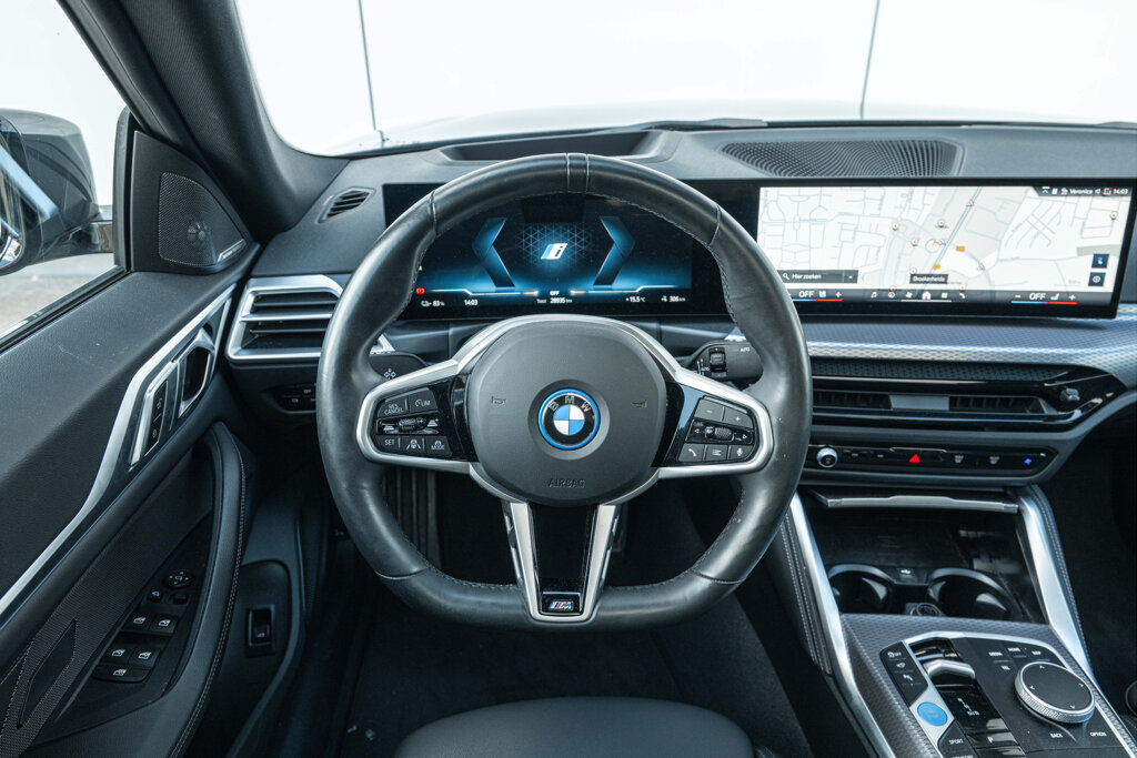 BMW i4 7