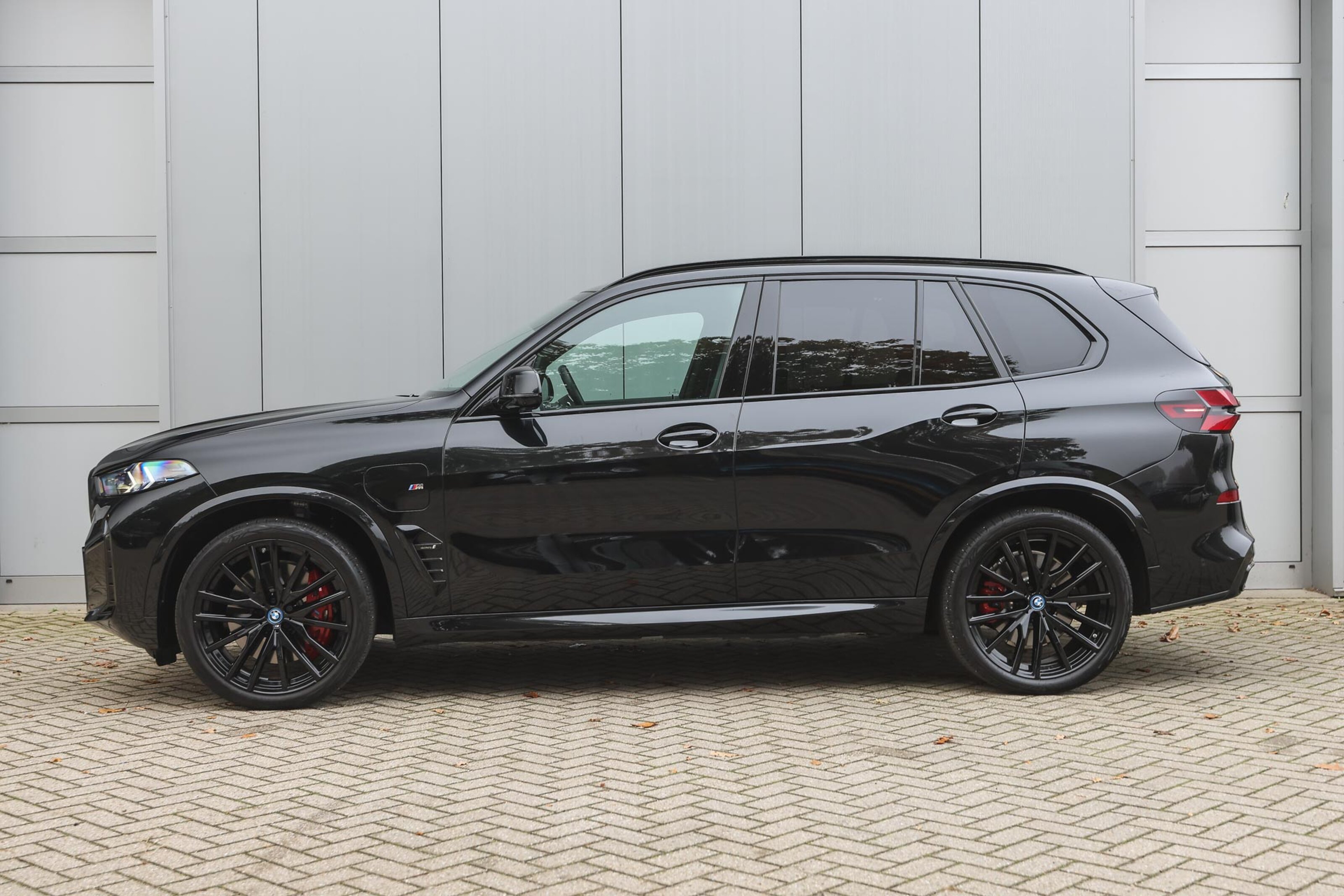 BMW X5 8