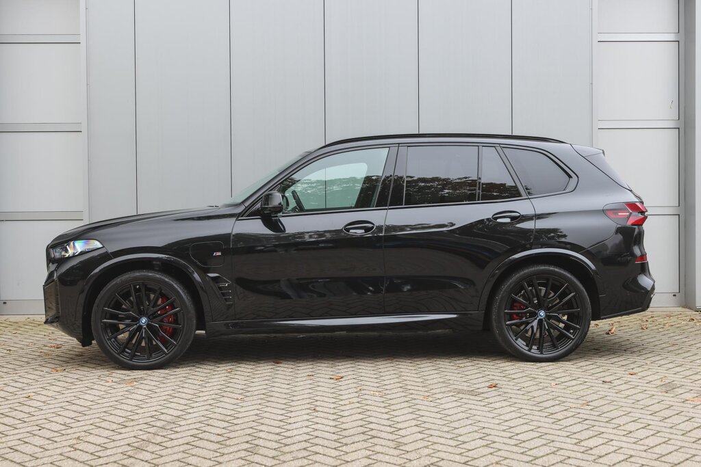 BMW X5 8