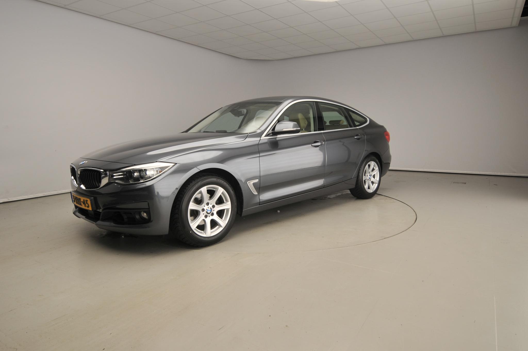 BMW 3 Serie Gran Turismo 320i