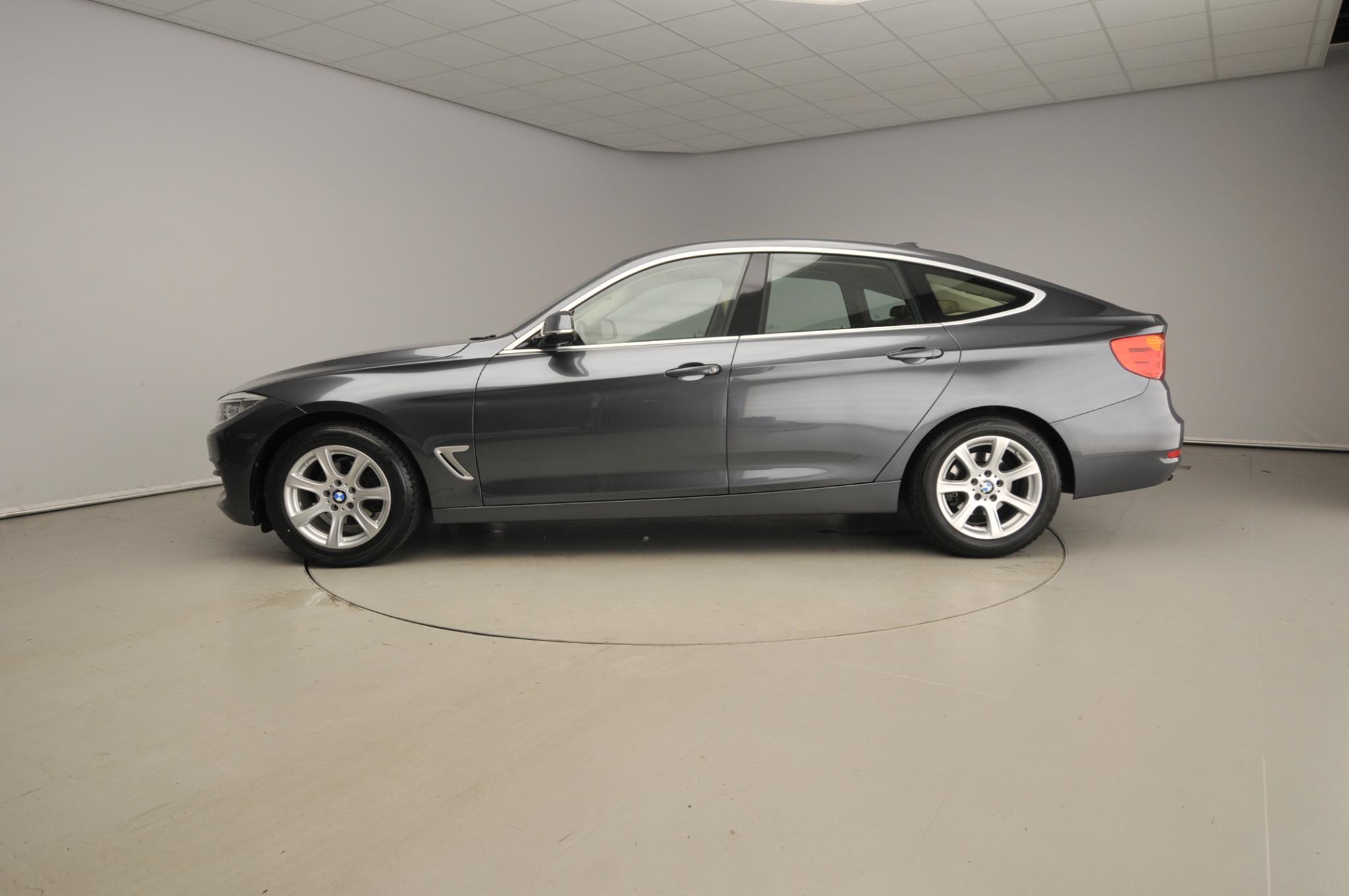BMW 3 Serie Gran Turismo 320i - Afbeelding 2