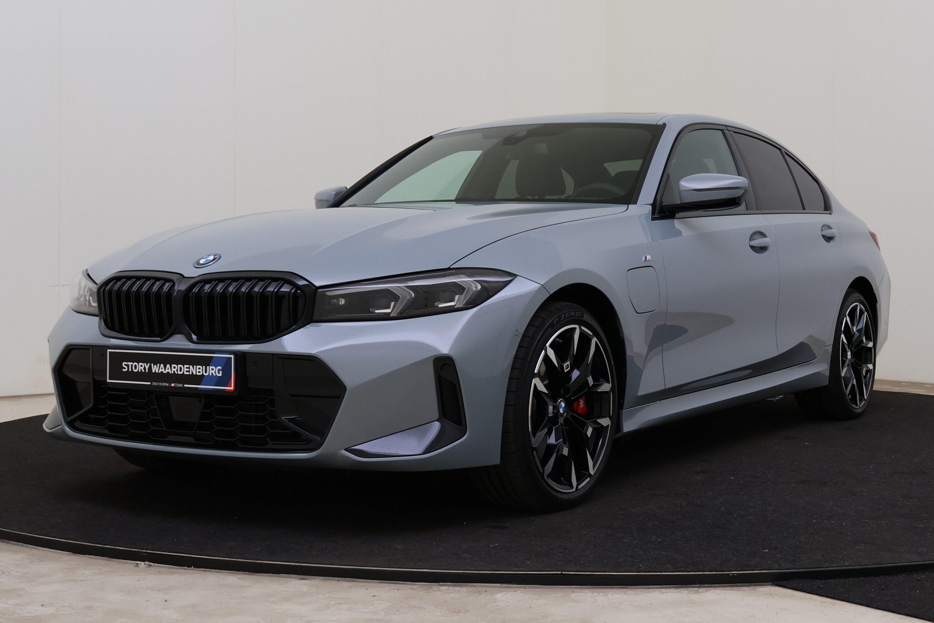 BMW 3 Serie 330e M Sport Automaat