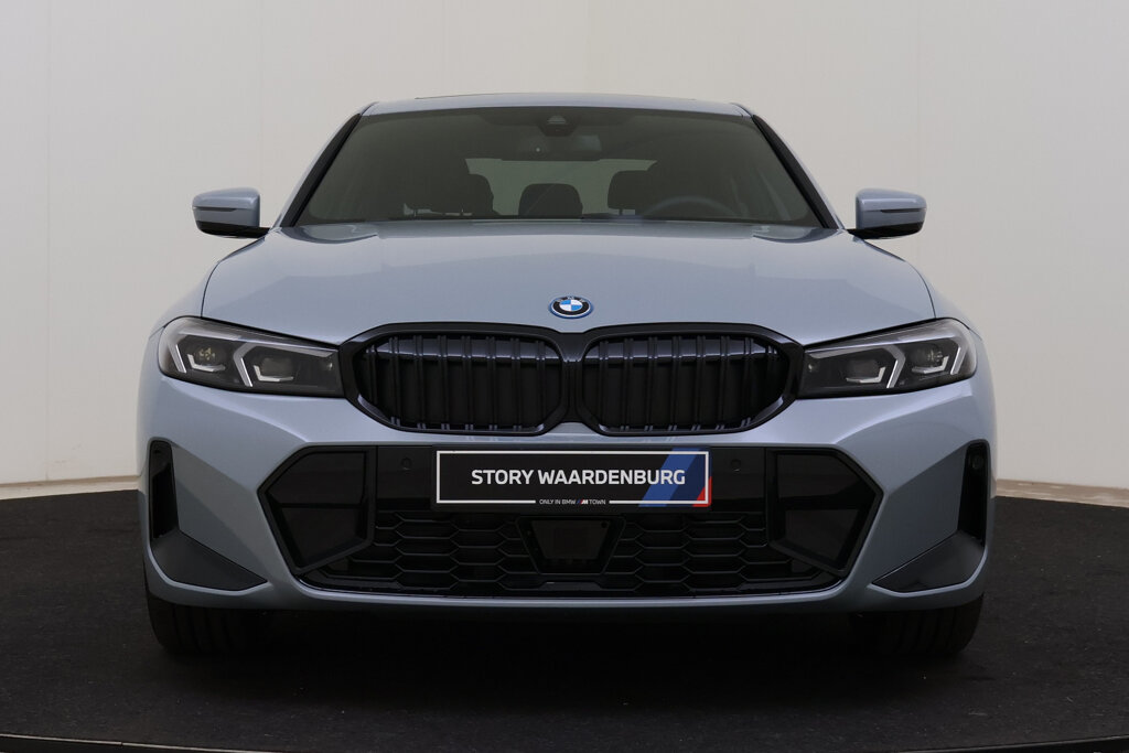 BMW 3 Serie 4