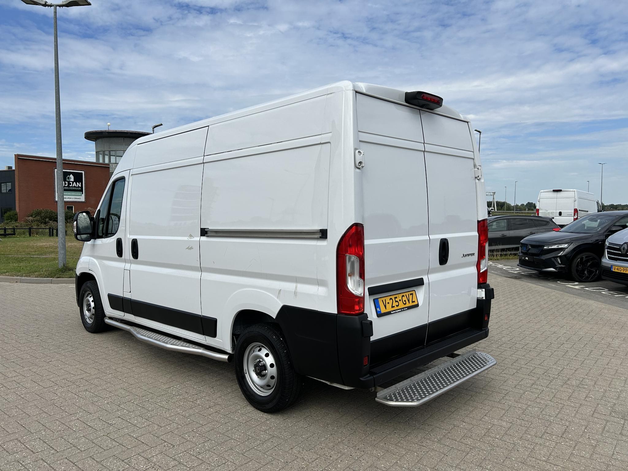 Citroën Jumper 2.2 BlueHDi 120 S&S L2H2 3.3t - Afbeelding 4