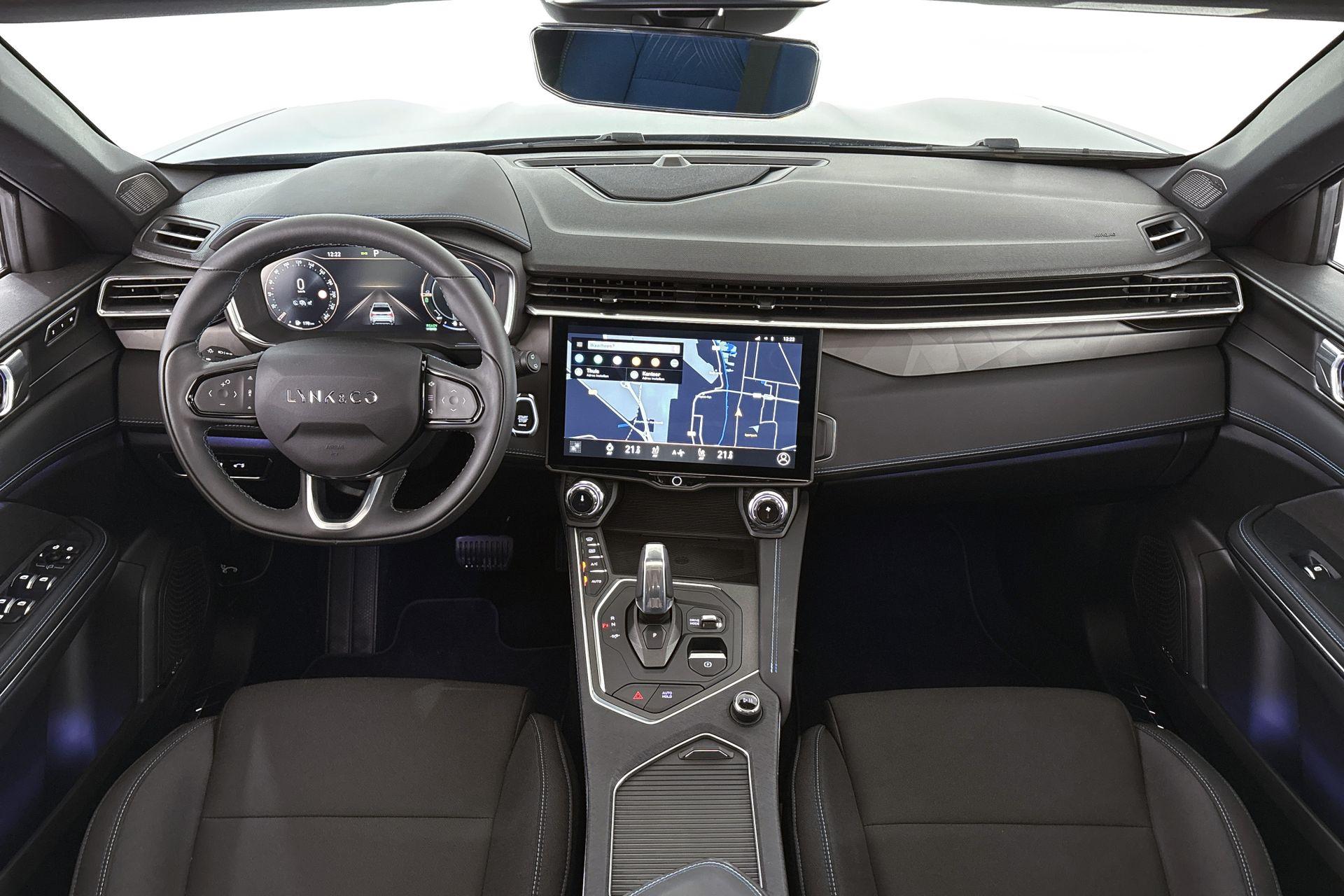 Lynk & Co 01